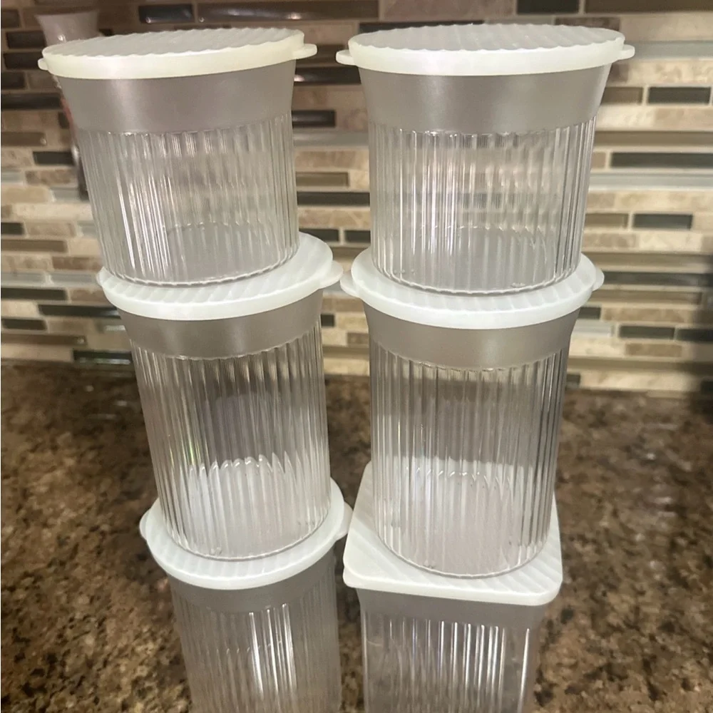 Tupperware Family Mates 6pc RARE Containers Clear with Pearlescent seals
